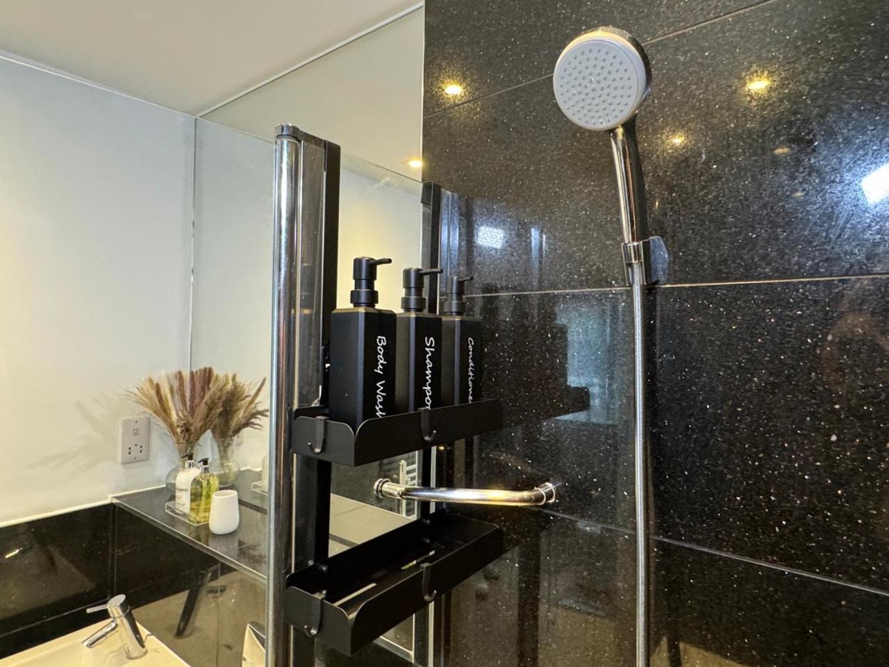 Luxury 2 Bedroom Apartment In Central Croydon With Free Parking Zewnętrze zdjęcie