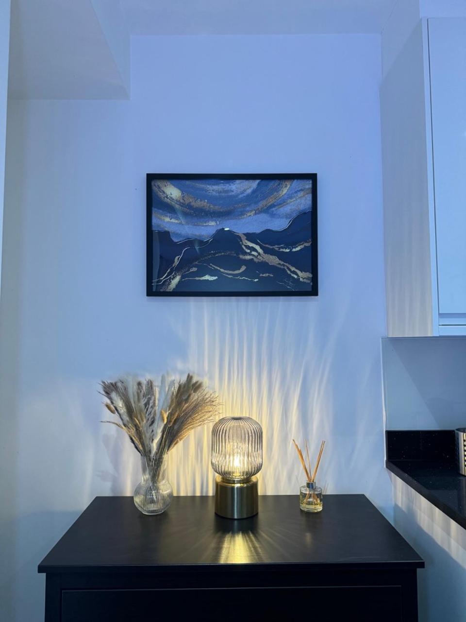 Luxury 2 Bedroom Apartment In Central Croydon With Free Parking Zewnętrze zdjęcie
